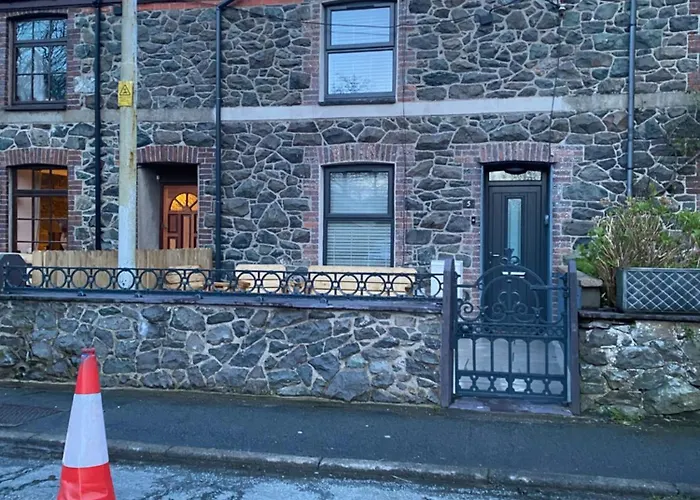 Snowdonia Quarryman Cottage